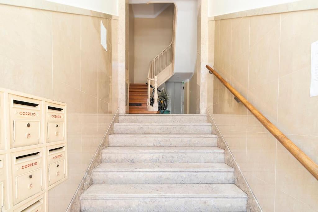 Spacious Near Saldanha Apartment Lissabon